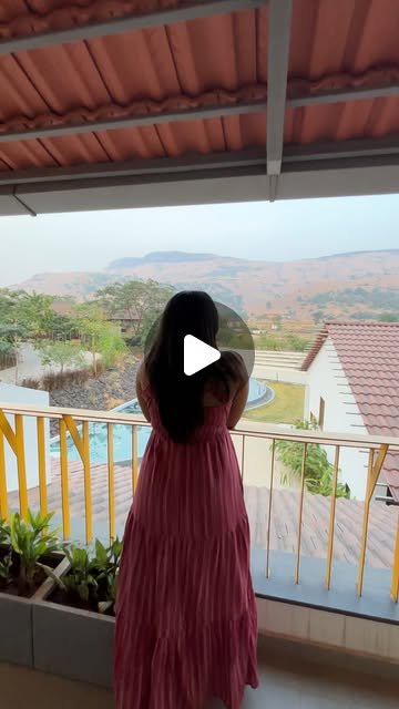 Travel reel 02